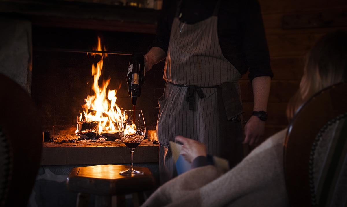 Gay/LGBTQ friendly restaurant Laanilan Kievari in Saariselkä Finland, sateenkaariystävällinen Suomi yhteisön jäsen