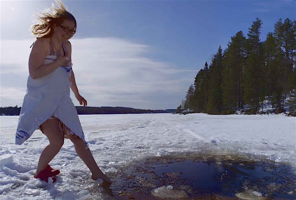 Gay/LGBTQ friendly holiday village Lentiira in Kainuu Finland, sateenkaariystävällinen Suomi yhteisön jäsen